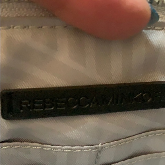 Handbag - Picture 2 of 3